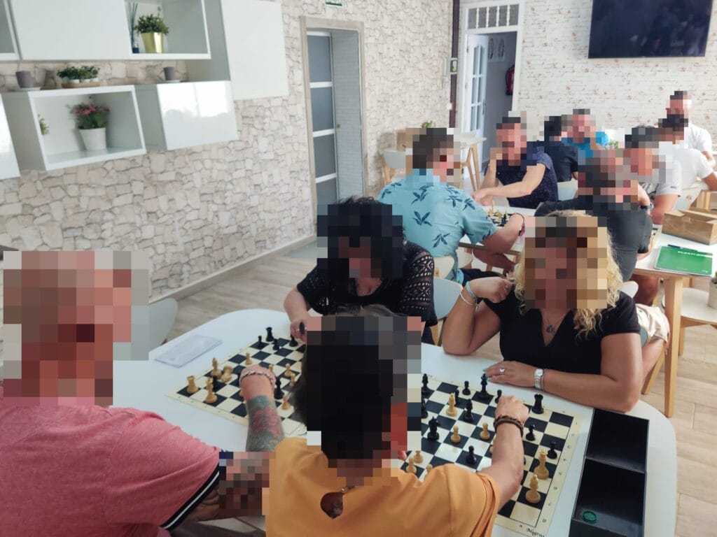 0db85ba1-0a6e-42ac-8409-80d138b89124_censored